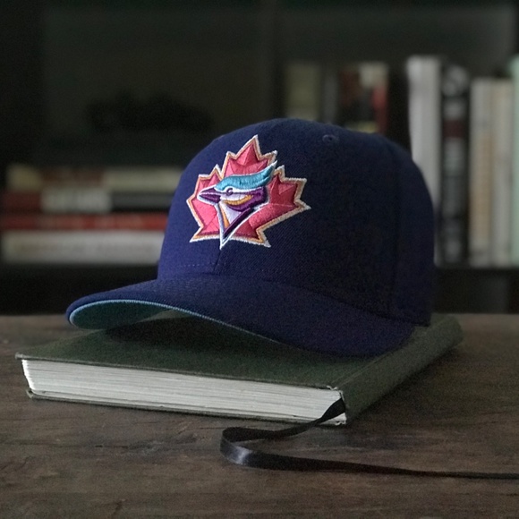 How to Curve A Cap Visor to Perfection - Picture 3 of 5